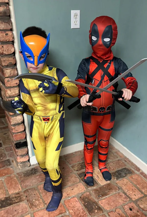 Deadpool Costume for Kids and Adults - Image 3