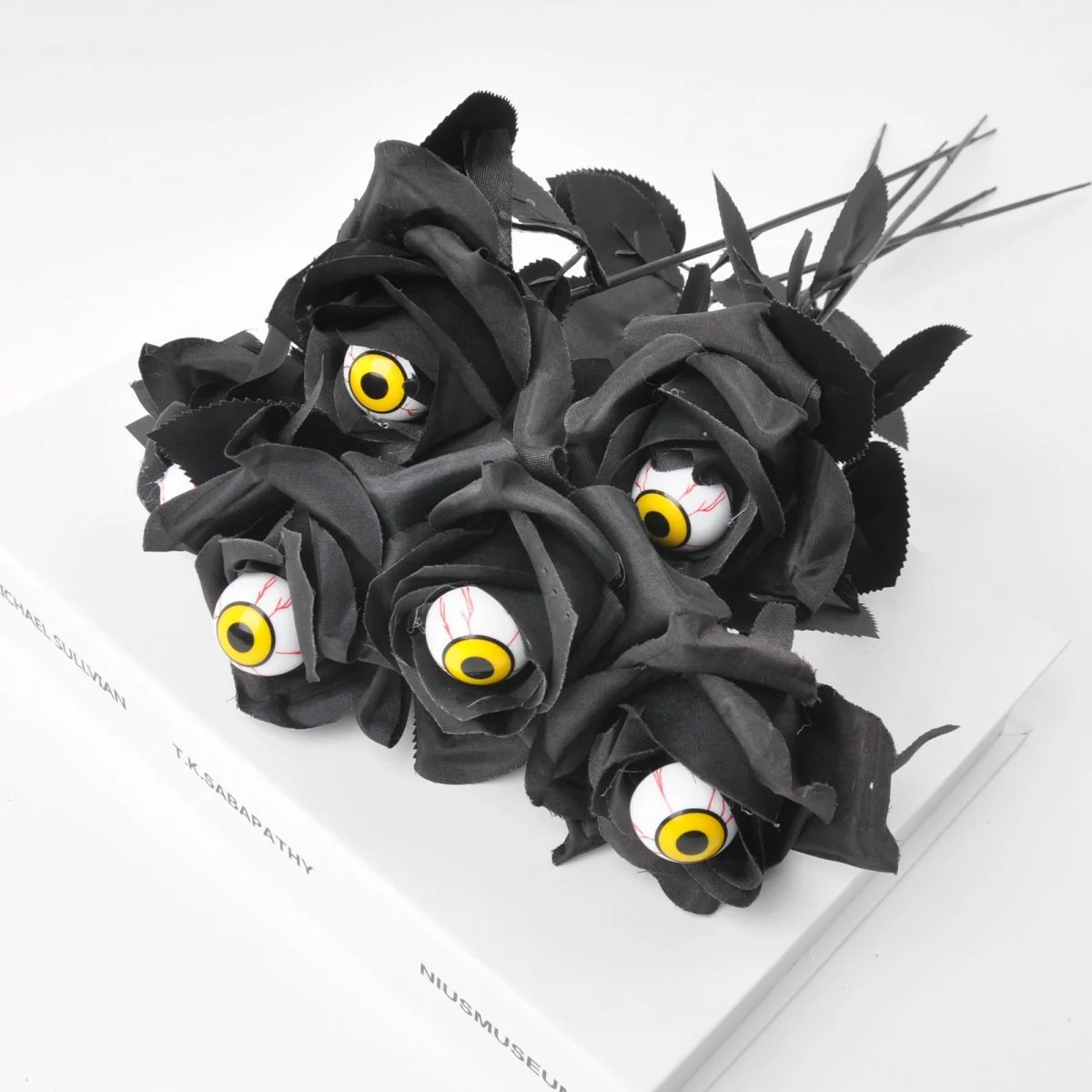 Halloween Eyeball Rose Bouquet - Image 5